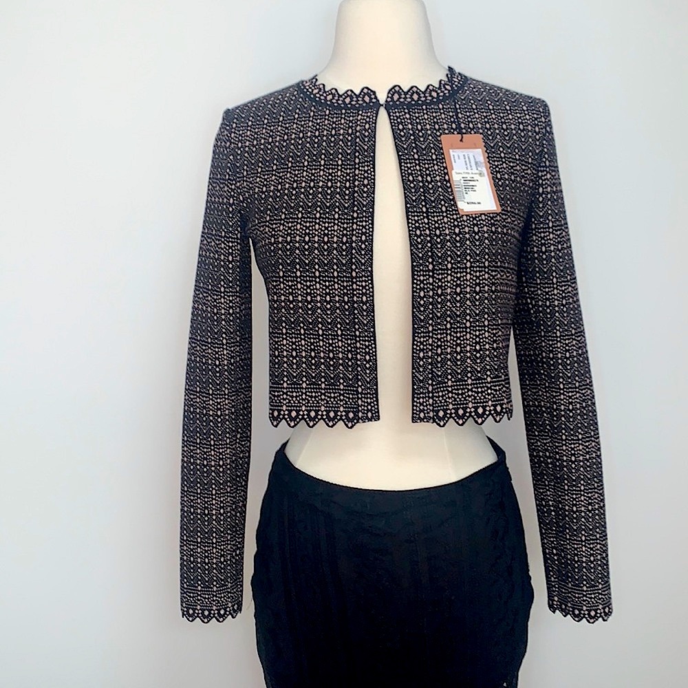 🎉Host Pick 🛍️ Alaia Paris NWT $2,265 Cropped Jacket w/Rose Gold Metallic size 36